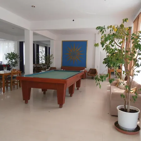 Mariliza 3* 마르마리